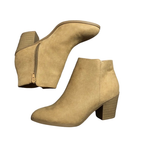 JUST FAB western wanderlust booties in sand - Picture 2 of 5